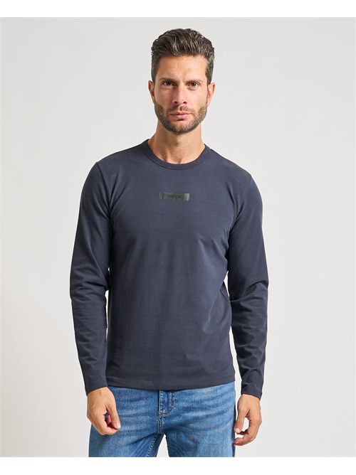  YES ZEE | T831-S3030710